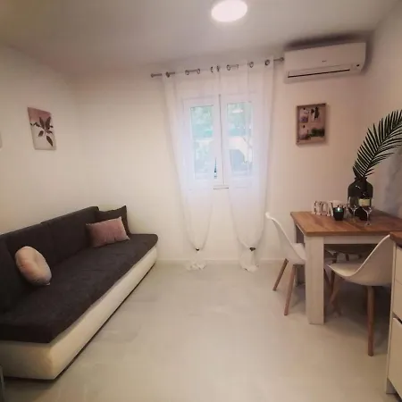 Zoric Apartment